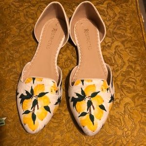 Restricted D'Orsay Lemon Print Point Toe Flat